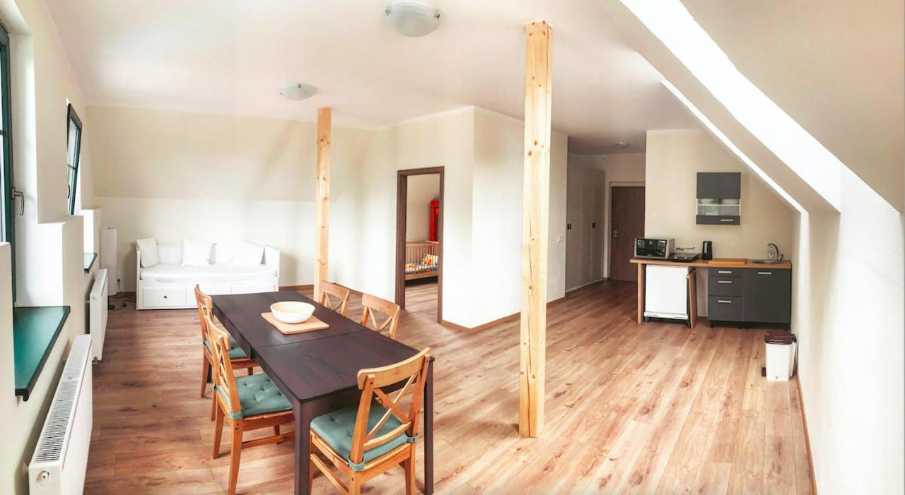 Kozakov Apartmany - Druhe Patro Tatobity Екстер'єр фото