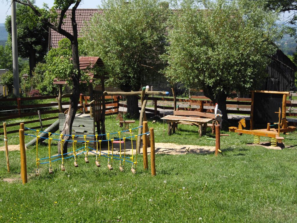 Kozakov Apartmany - Druhe Patro Tatobity Екстер'єр фото